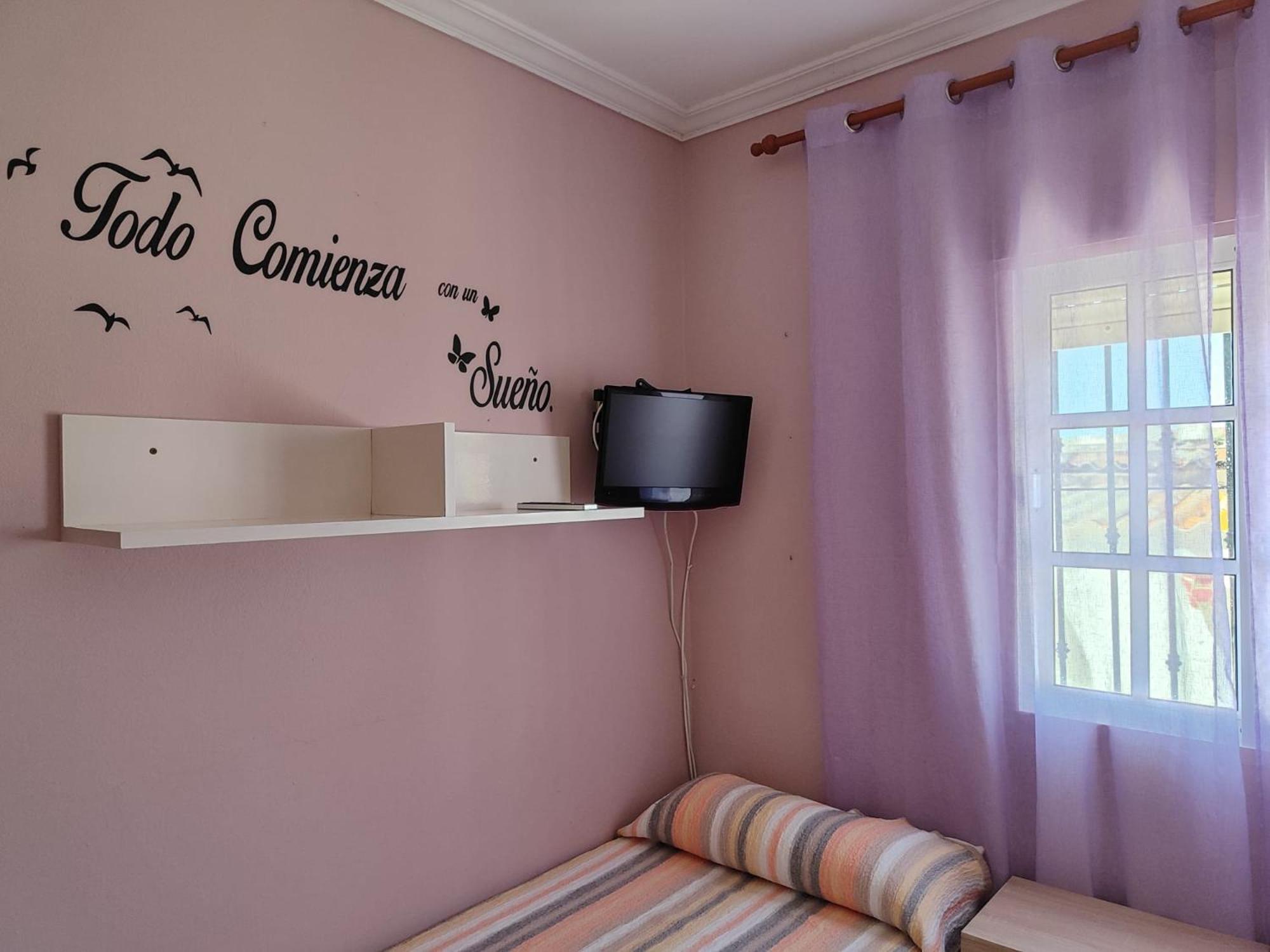 La Casa De Piedra Сasa de vacaciones